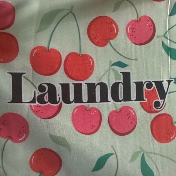 MIAMICA Green Red Pink Foldable Travel “Laundry” Bag - Picture 6 of 9